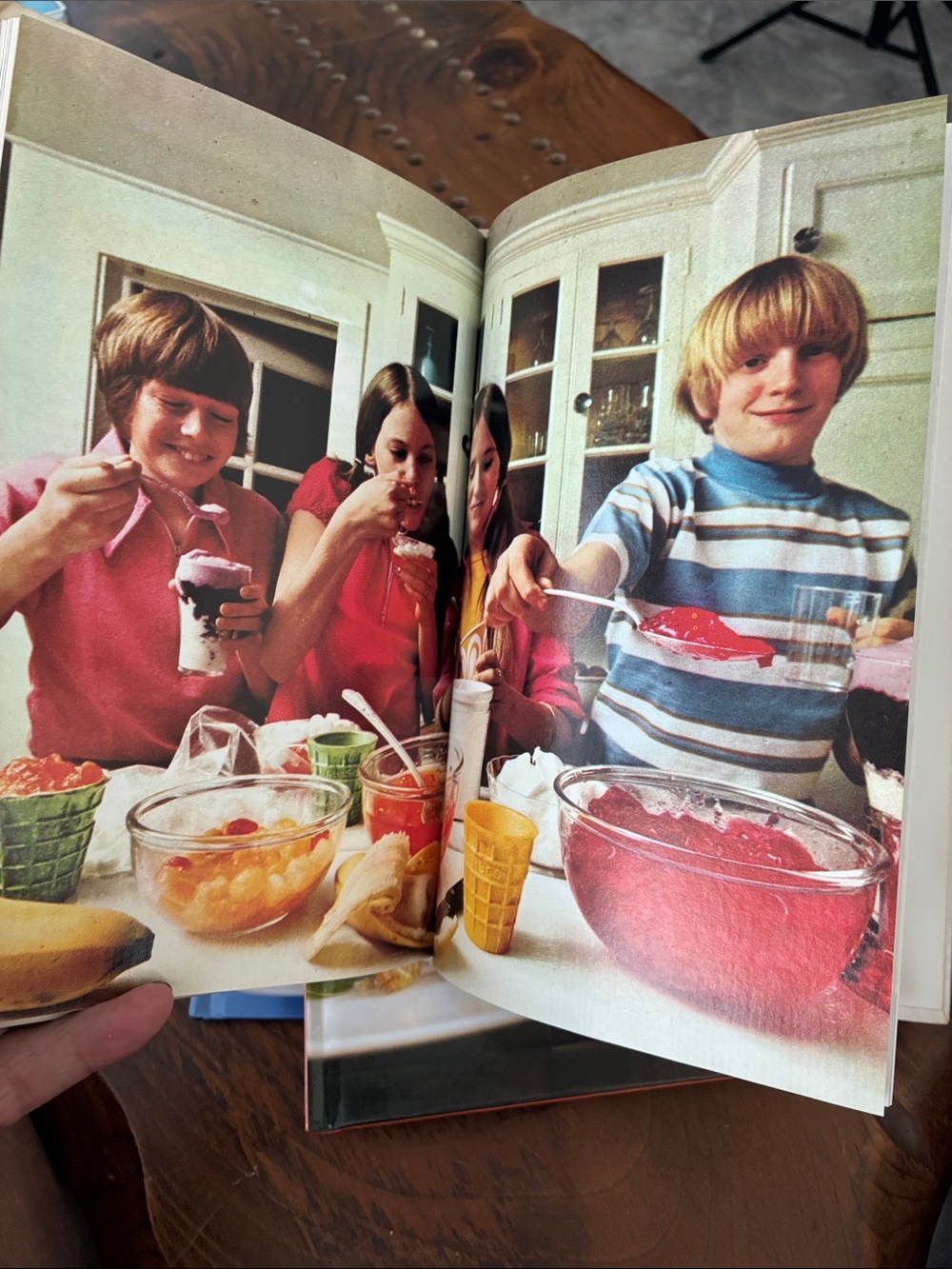VINTAGE JELLO Recipe Books Collection - Set OF 4 - Picture 16 of 17